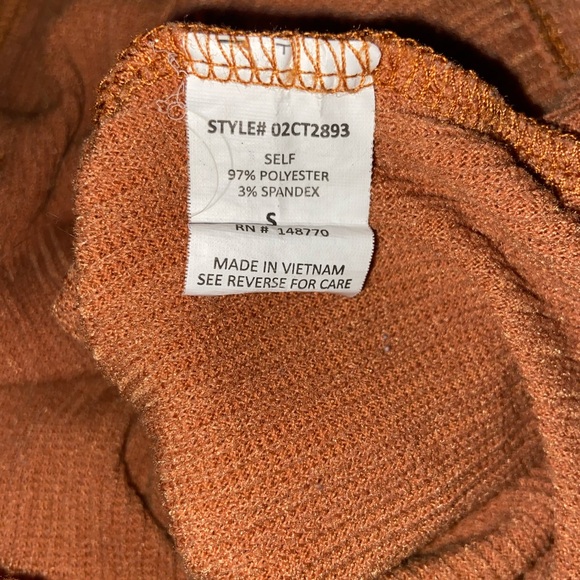 Orange Button-Down Ribbed Tank Top - Picture 4 of 4